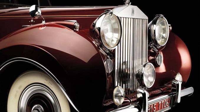 EEUU tiene el Cadillac One y Reino Unido el Rolls-Royce Phantom IV: así es el exclusivo coche del rey Carlos III