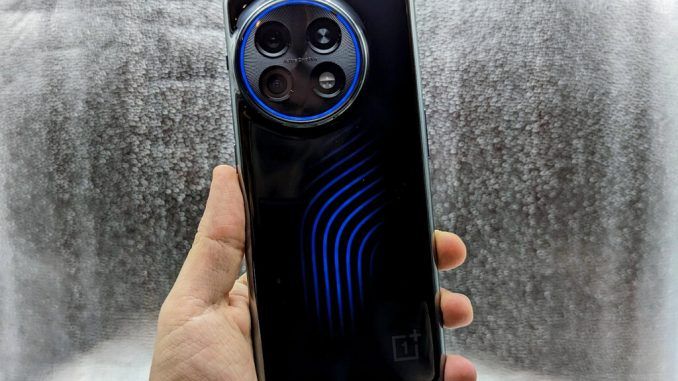 OnePlus 11 Concept: refrigeración líquida extrema en un hipnótico diseño transparente