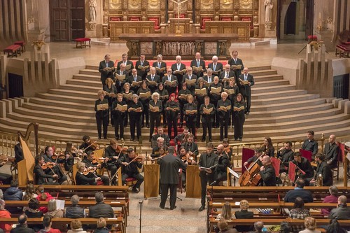 Plácido Domingo vuelve a mostrar su cara solidaria dirigiendo el Réquiem de Mozart