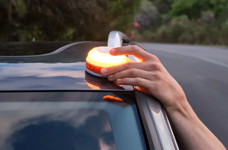 Nueva baliza de emergencia obligatoria para los automóviles