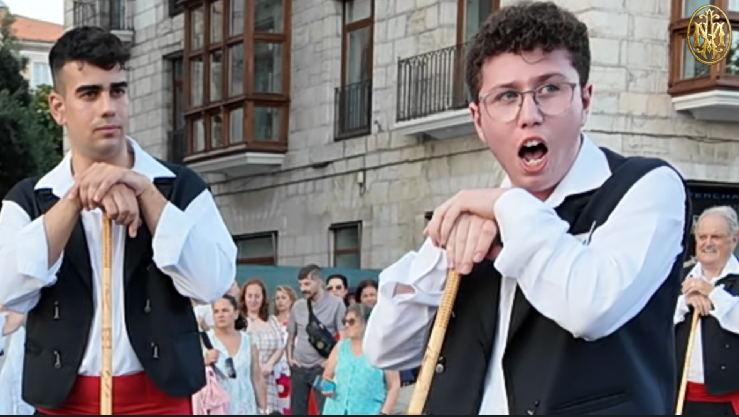 El folclore de Cantabria recorrió Santander y llegó al mundo, «FOLK MUSIC FRON CANTABIA», a través de Radio Altamira El folclore de Cantabria recorrió Santander y llegó al mundo, «FOLK MUSIC FRON CANTABIA», a través de Radio Altamira